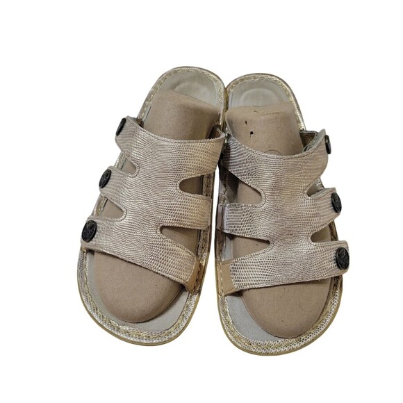 Alegria Venice Casual Slip On Gold Leather Wedge Sandals VEN-293 Womens EU37 US7 - Picture 10 of 10